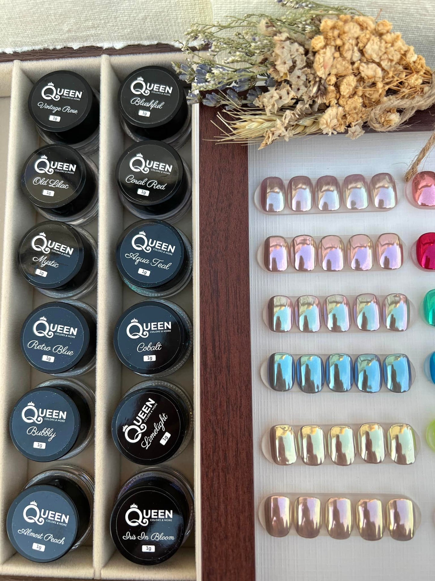 QUEEN ENCHANTED MIRROR