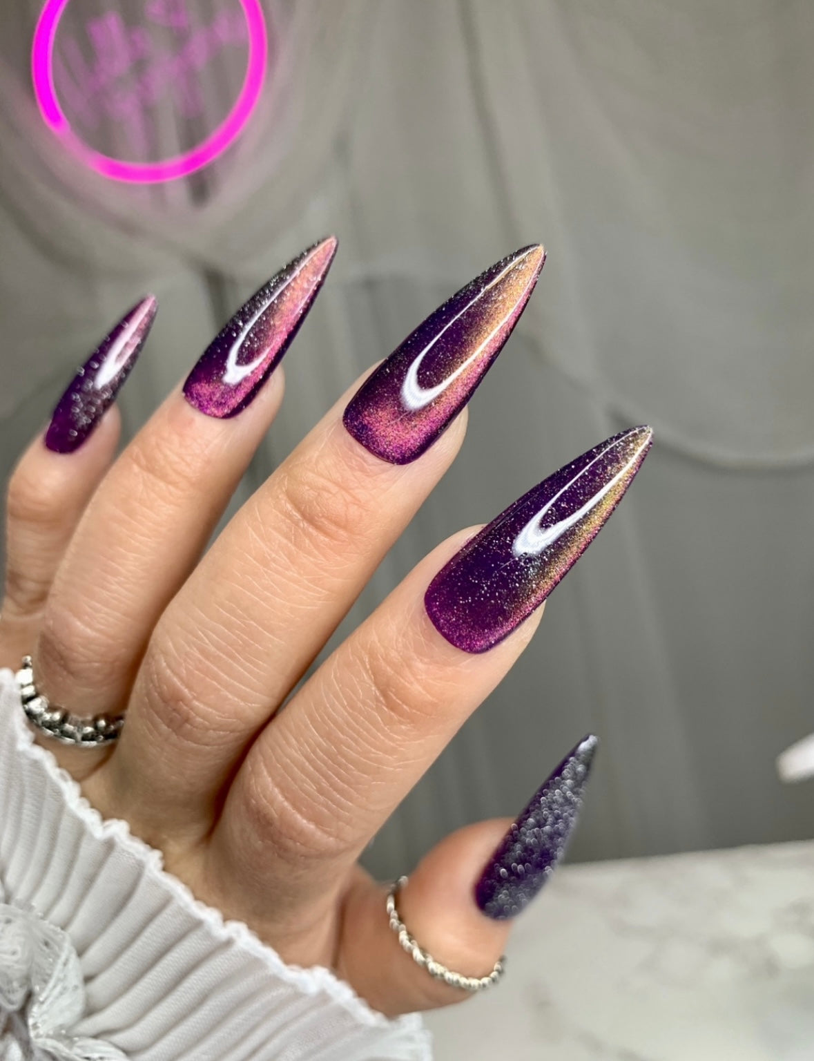 QUEEN FLASH CHAMELEON CATEYE